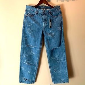 NWT! Italian Diesel Ripped Beggy Jeans